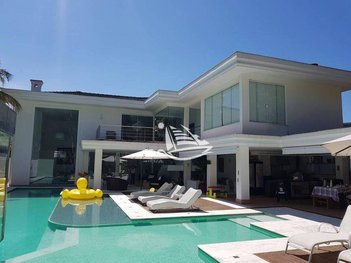 house em Rua Julieta de Azevedo Bonavides, Jardim Acapulco - Guarujá - SP