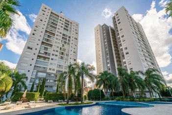 apartment em Rua Doutor João Satt, Jardim Europa - Porto Alegre - RS