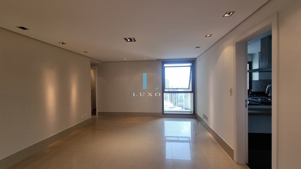 Apartamento 04 suites Vila da Serra Locação