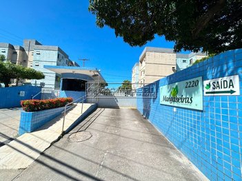 apartment em Avenida Comendador Gustavo Paiva, Mangabeiras - Maceió - AL
