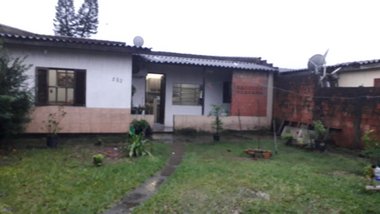 house em Rua Júlio Cardoso de Araújo, Harmonia - Canoas - RS