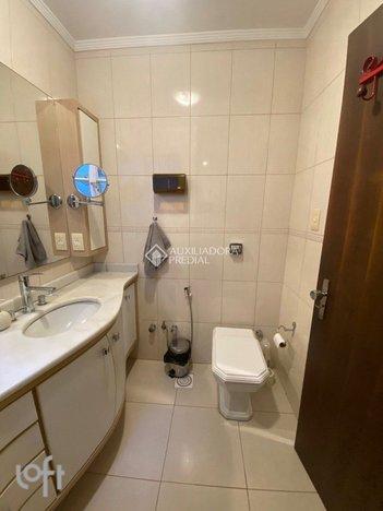 apartment em Rua Felipe de Oliveira, Petrópolis - Porto Alegre - RS