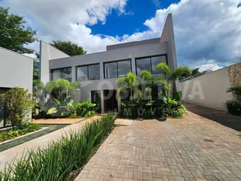 office em Avenida Francisco Galassi, Morada da Colina - Uberlândia - MG