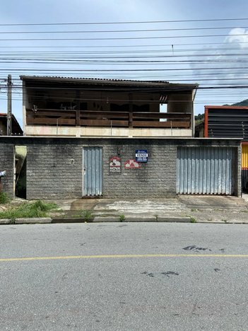 house em Rua Irmã São Francisco, Vila Nossa Senhora Aparecida - Caraguatatuba - SP