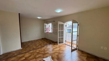 house em Rua Alexandre Pozzani, Jardim Pacaembu - Jundiaí - SP