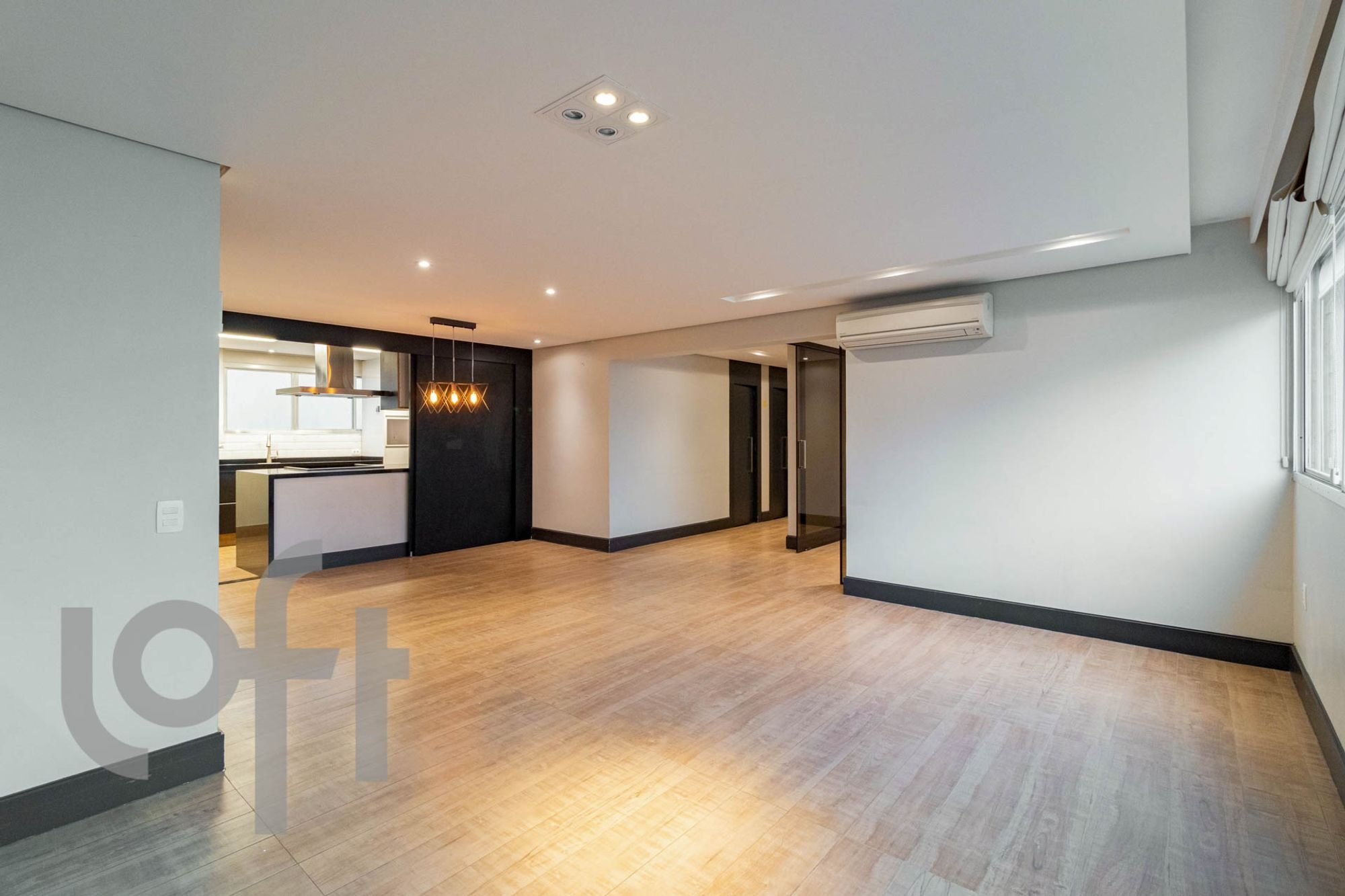 Apartamento para Venda por R$1.999.000,00 com 145m², 3 dormitórios e 2 vagas - Indianópolis, São paulo / SP