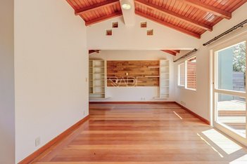 house em dos Guaranis, Espírito Santo - Porto Alegre - RS