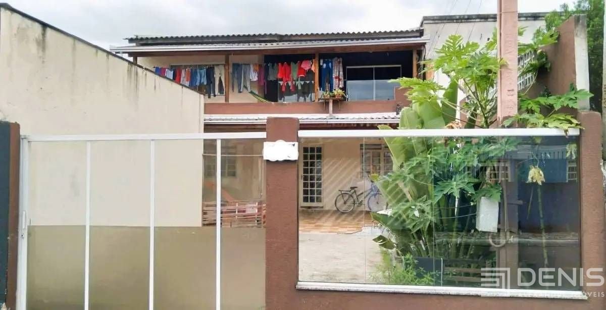 Casa c/ Sala Comercial - 5 Qts - c/ Sacada - Cozinha - Cidade Nova - Itajaí/SC