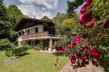 house em RUA NEREU RAMOS, Lago Negro - Gramado - RS
