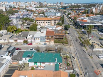 house em Rua Doutor Amarante, Centro - Pelotas - RS