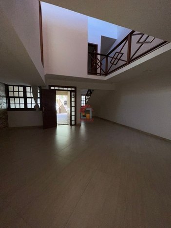 house em Avenida Rio Branco, Centro - Nova Lima - MG