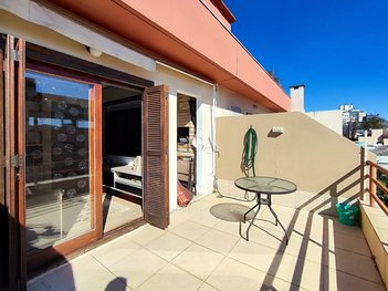 apartment em Rua Guarajá, Jardim Botânico - Porto Alegre - RS