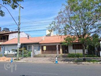 house em Dona Adda Mascarenhas de Moraes, Jardim Itu-Sabará - Porto Alegre - RS