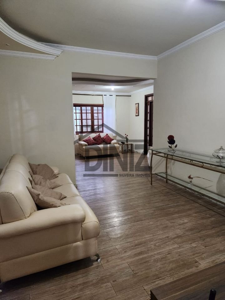 Casa com 7 quartos — Dom Joaquim, Belo Horizonte