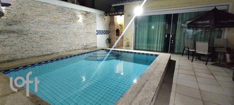 Rua Pico do Andaraí - facade01.jpg