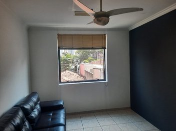 office em Comendador Miguel Calfat, Vila Nova Conceição - São Paulo - SP
