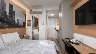 apartment em Rua Lourenço Pinto, Centro - Curitiba - PR