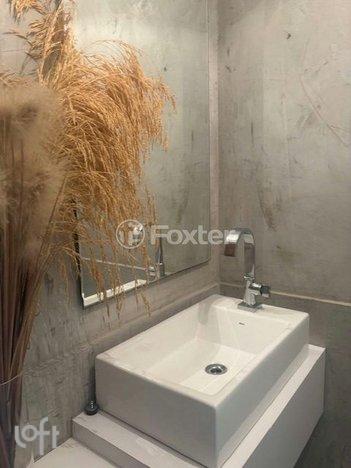 apartment em Rua Pedro Ivo, Bela Vista - Porto Alegre - RS