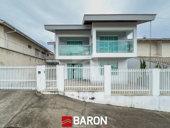 house em Rua Aguinaldo Valentin Teixeira, Planalto - Brusque - SC