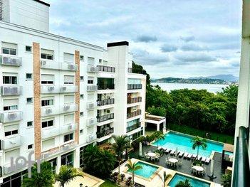 apartment em João Meirelles, Abraão - Florianópolis - SC