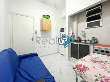 apartment em Avenida Nossa Senhora de Copacabana, Copacabana - Rio de Janeiro - RJ