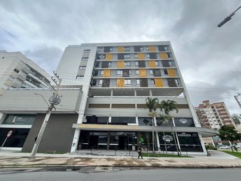 apartment em João Pio Duarte Silva, Córrego Grande - Florianópolis - SC