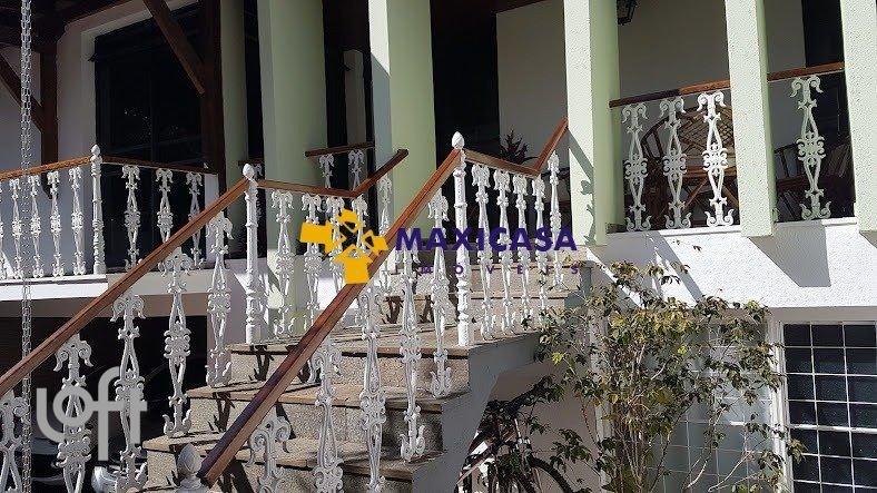 Casa com 4 quartos — São José, Belo Horizonte