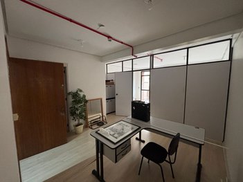 office em Avenida Getúlio Vargas, Menino Deus - Porto Alegre - RS