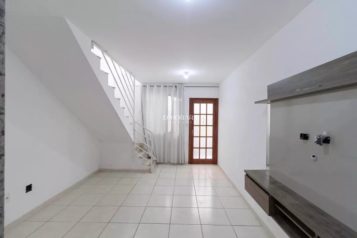 Casa com 2 quartos — Céu Azul, Belo Horizonte