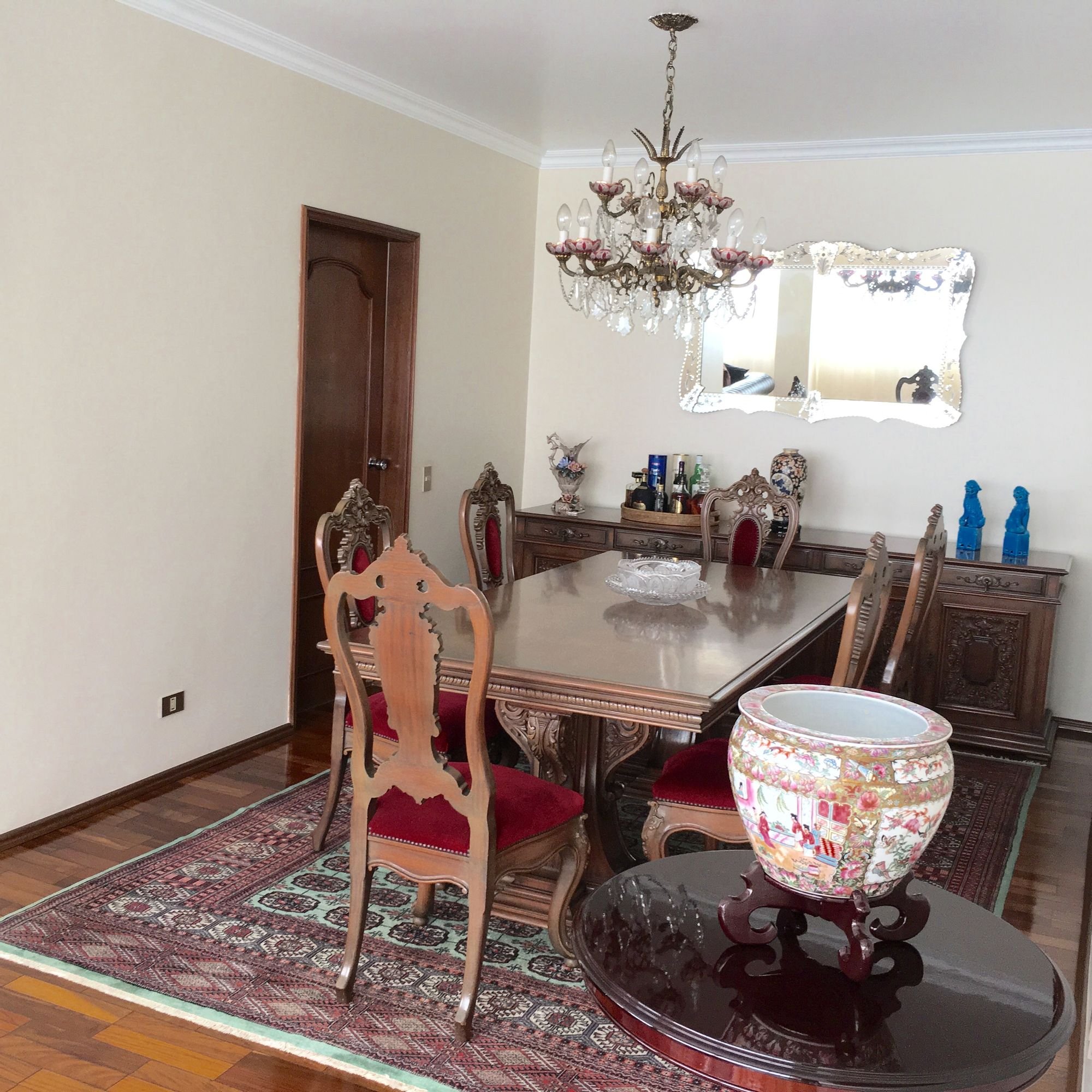 Apartamento para Venda por R$2.100.000,00 com 223m², 4 dormitórios e 2 vagas - Pinheiros, São paulo / SP