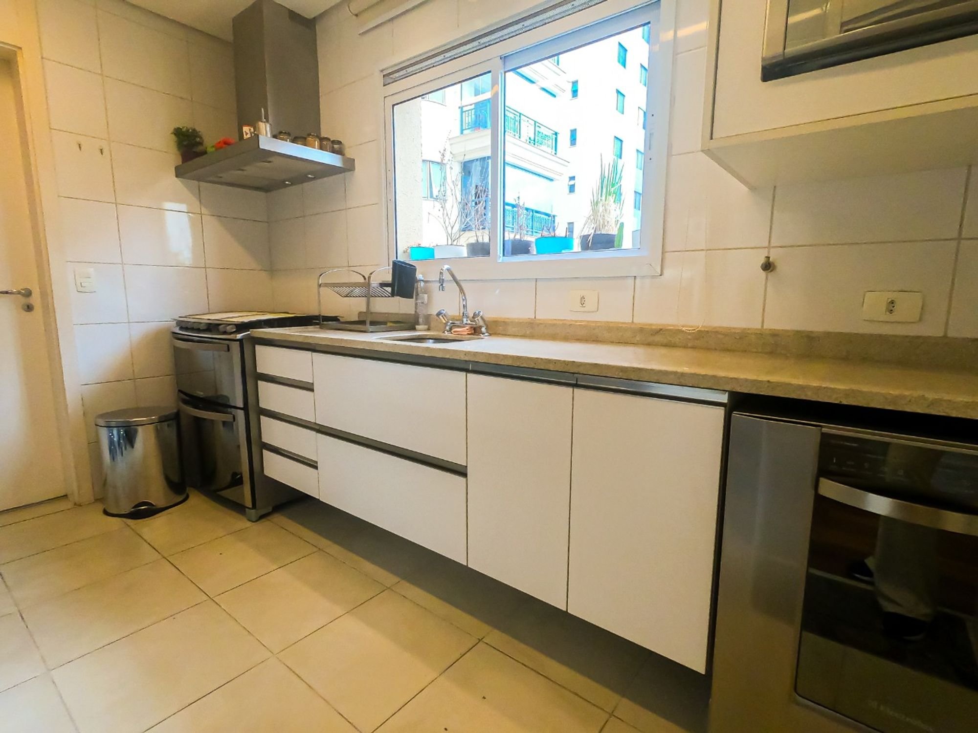 Apartamento para Venda por R$2.500.000,00 com 158m², 3 dormitórios e 3 vagas - Vila olímpia, São paulo / SP - Foto 3