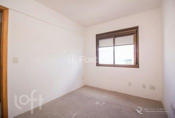 apartment em Rua Engenheiro Arnaldo Gladoch, Sarandi - Porto Alegre - RS