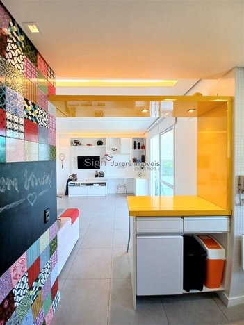 apartment em Rua dos Chernes, Jurerê - Florianópolis - SC