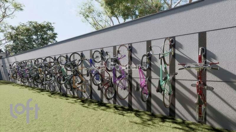 bicicletario-com-bicicletas-organizadas-na-parede