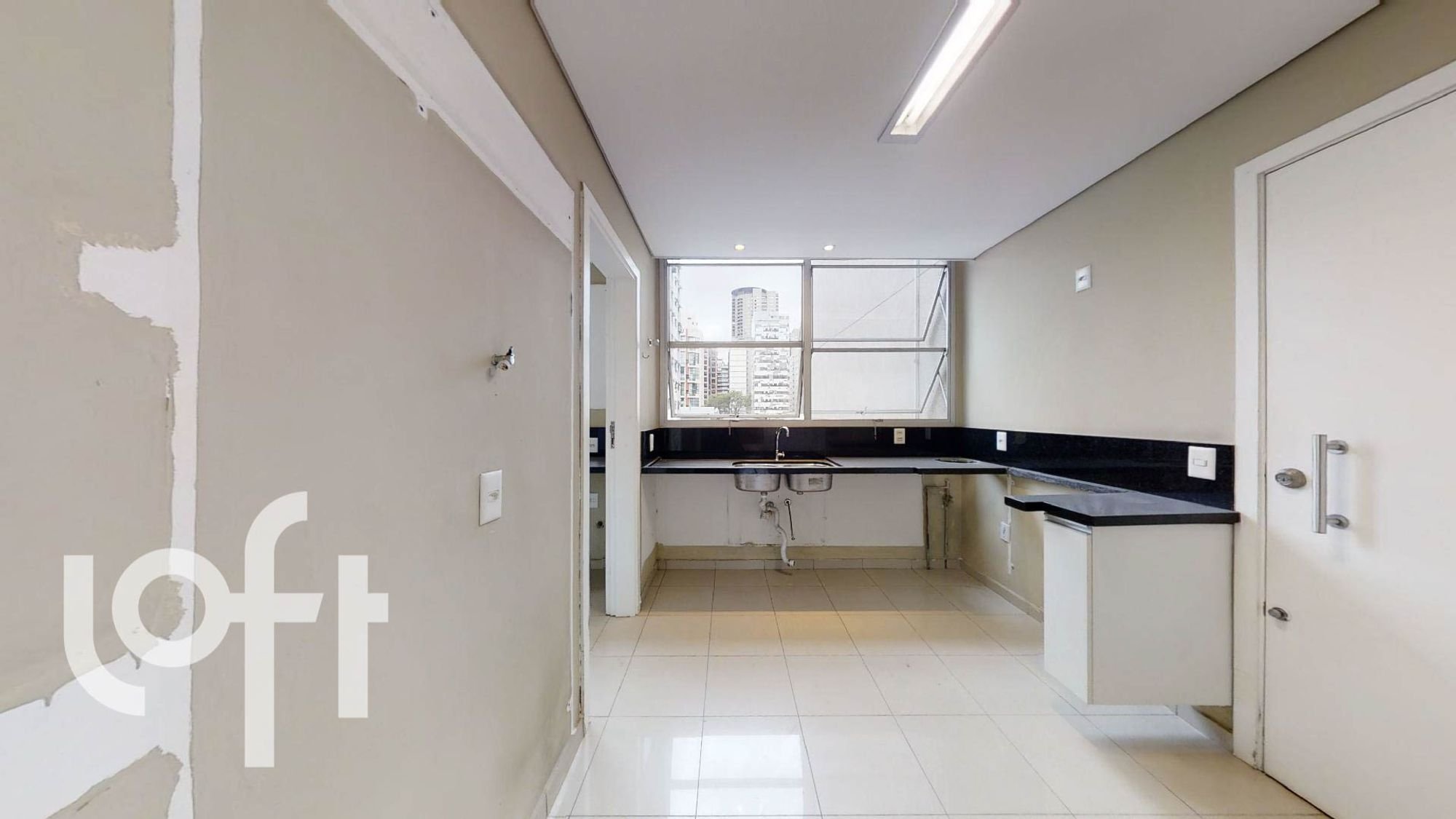 Apartamento para Venda por R$1.740.000,00 com 130m², 2 dormitórios e 1 vaga - Itaim bibi, São paulo / SP