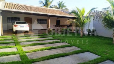 house em Rua Ercilia Maria de Oliveira, Jardim Patrícia - Uberlândia - MG