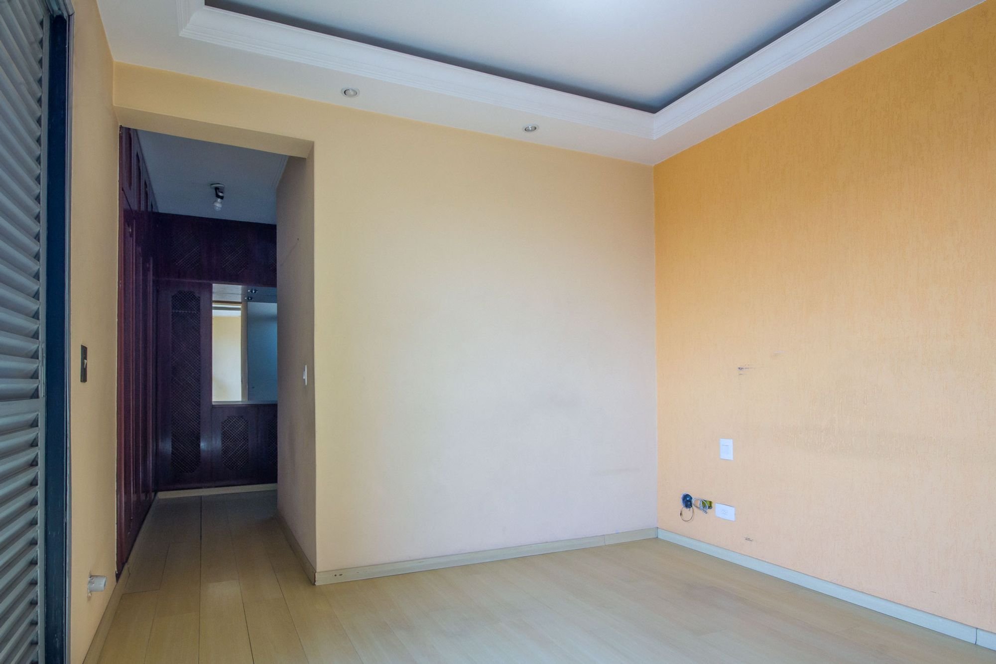 Apartamento para Venda por R$700.000,00 com 150m², 3 dormitórios e 2 vagas - São joão clímaco, São paulo / SP