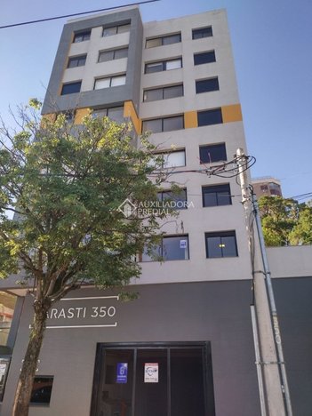 apartment em Rua Jacob Vontobel, Jardim Botânico - Porto Alegre - RS