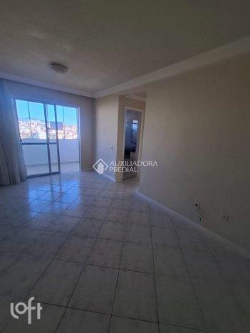apartment em Rua Moura, Barreiros - São José - SC