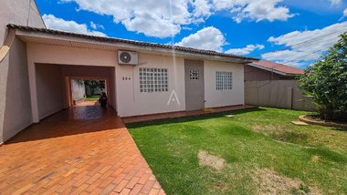 house em Rua Gugel, Universitário - Cascavel - PR