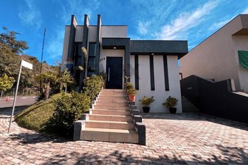 house em Rua Vulcano, Condomínio Residencial Itaporã de Atibaia - Atibaia - SP