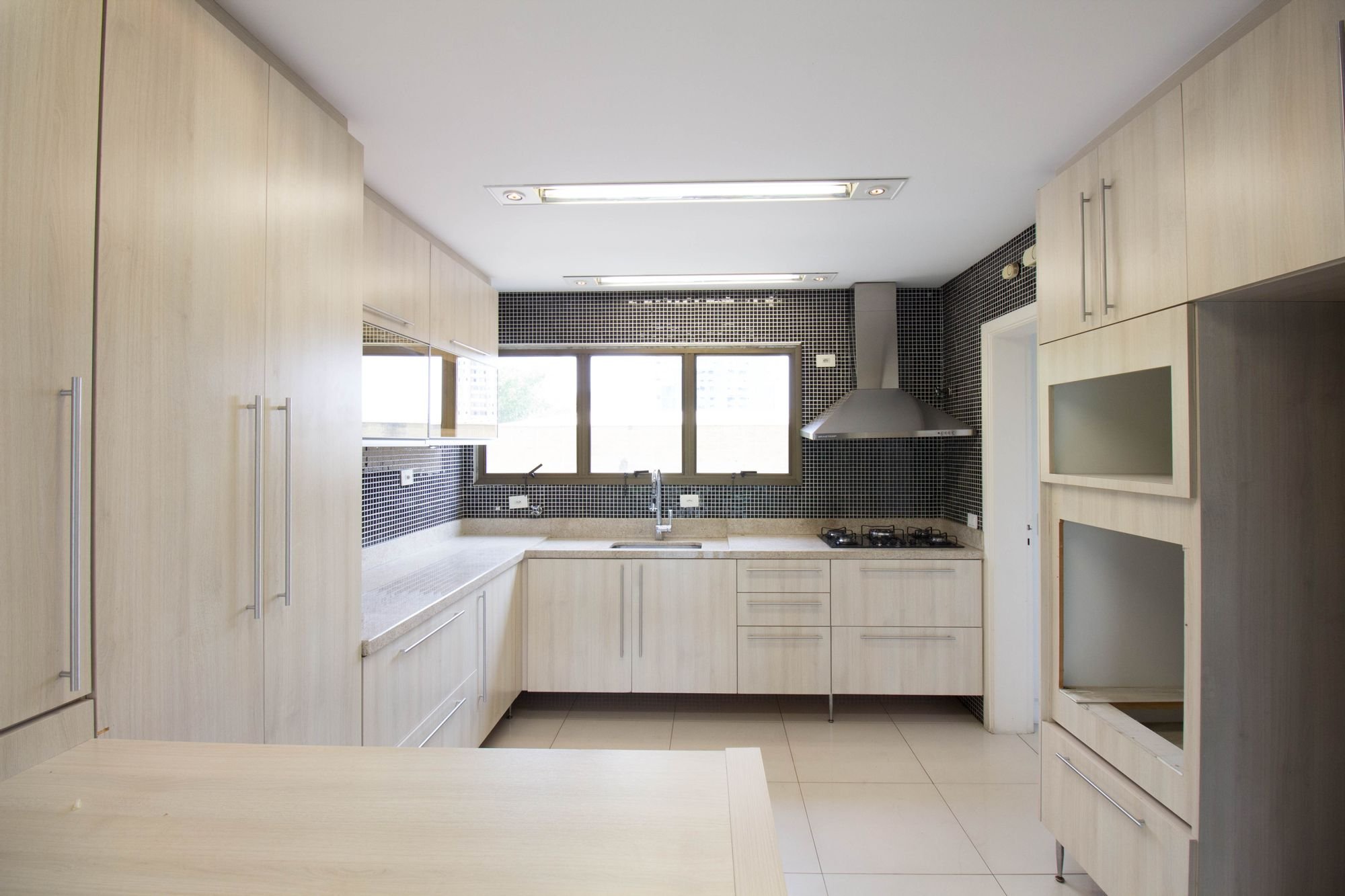 Apartamento para Venda por R$1.340.000,00 com 116m², 2 dormitórios e 2 vagas - Vila olímpia, São paulo / SP - Foto 3
