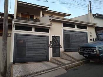house em Rua Francisco Vargas, Loteamento Rei de Ouro - Itatiba - SP