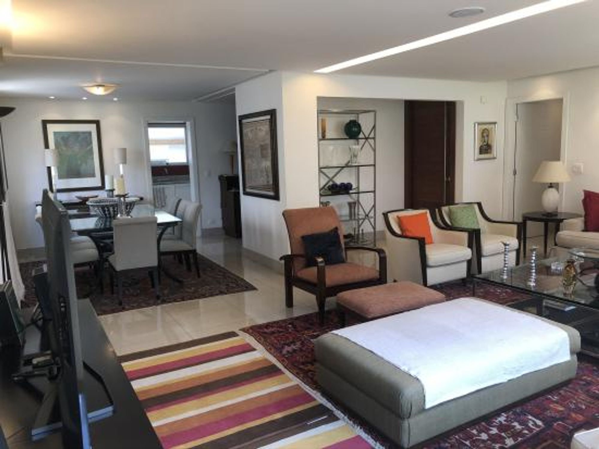 Apartamento para Venda por R$1.590.000,00 com 178m², 3 dormitórios e 2 vagas - Bela vista, São paulo / SP