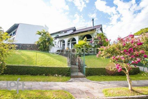 Rua Guato - facade199.jpg