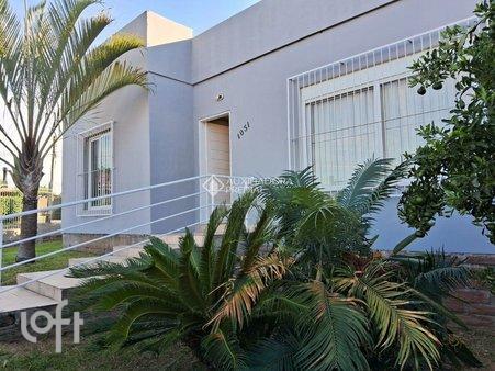 Rua Noel Guarany - facade35.jpg