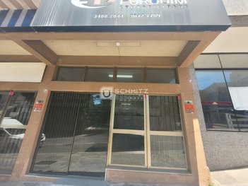 business em Avenida José Loureiro da Silva, Centro - Gravataí - RS