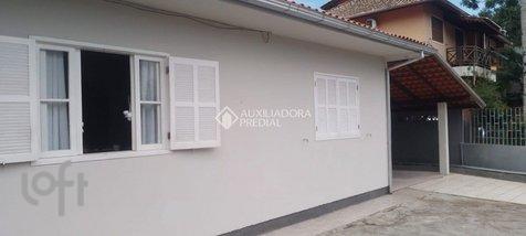 house em Servidão Maria Cordeiro de Souza, Porto da Lagoa - Florianópolis - SC