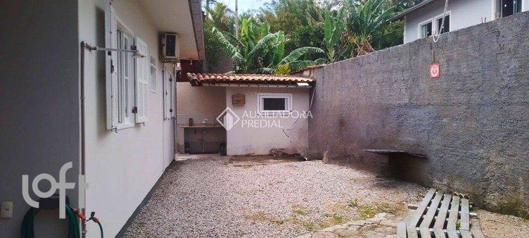 Servidão Maria Cordeiro de Souza - facade14.jpg
