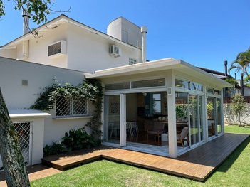 house em Vereador Osni Ortiga, Lagoa da Conceição - Florianópolis - SC